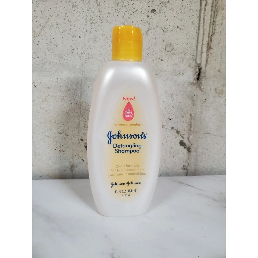 Johnsons Baby 2in1 formula Detangling Shampoo 13 oz no tears